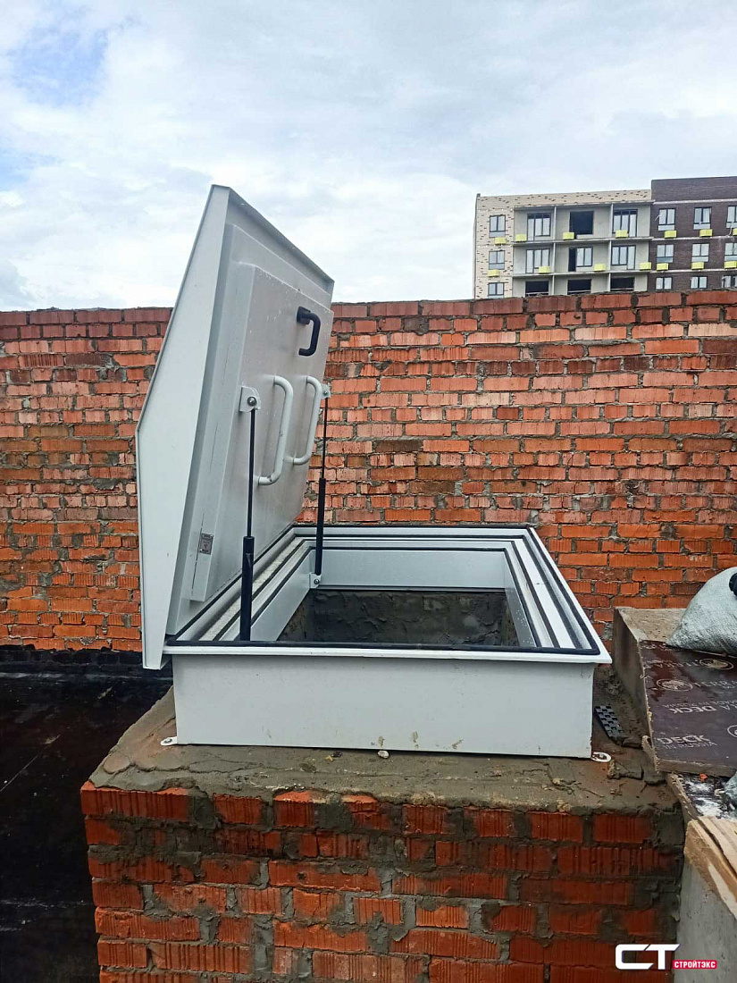 ЛПМК-1 EI-60 Люк противопожарный металлический выхода на кровлю 900х900мм